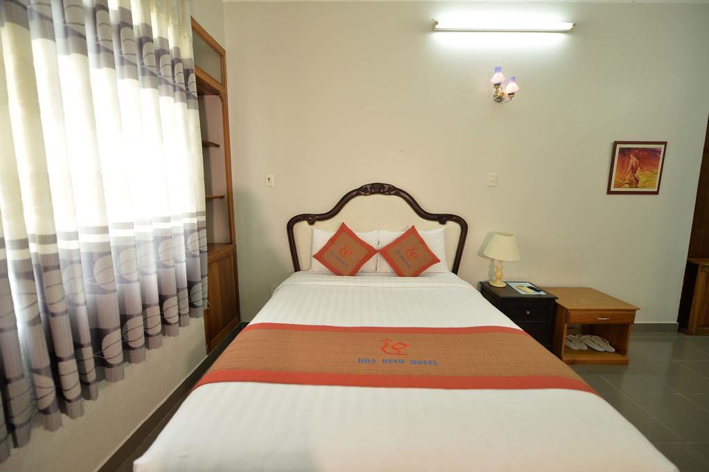 Hoa Binh 2 Hotel Long Xuyen Luaran gambar